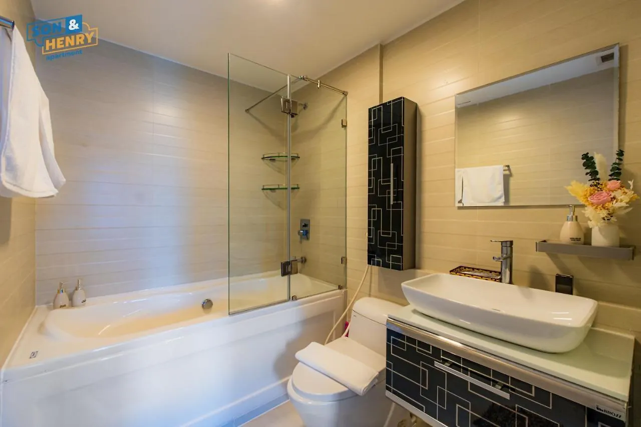 Charming Living - Sailing Apartments Ho Chi Minh City
